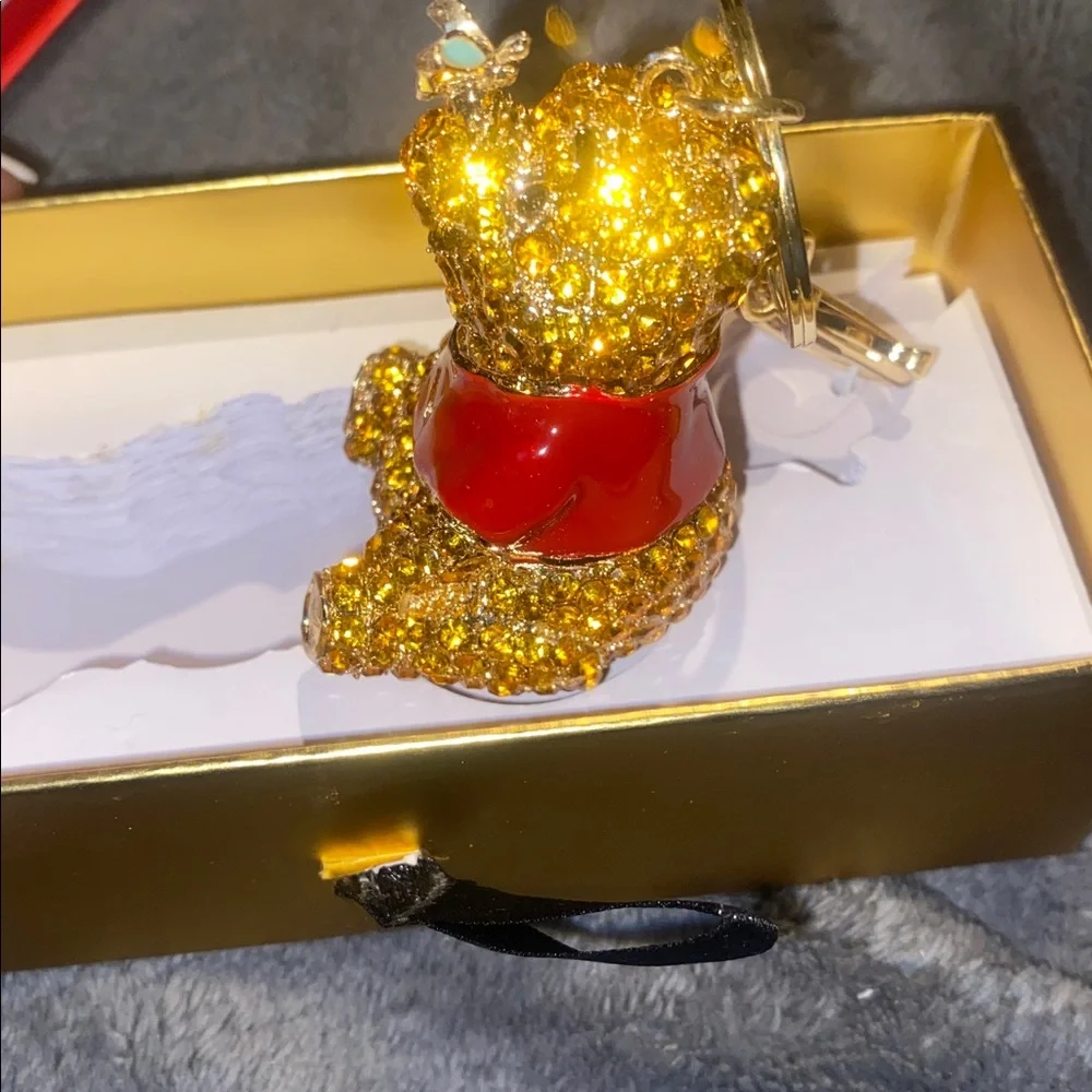BNIB Disney’s Winnie The Pooh Crystal Gold Tone With Red Enamel Keychain $150